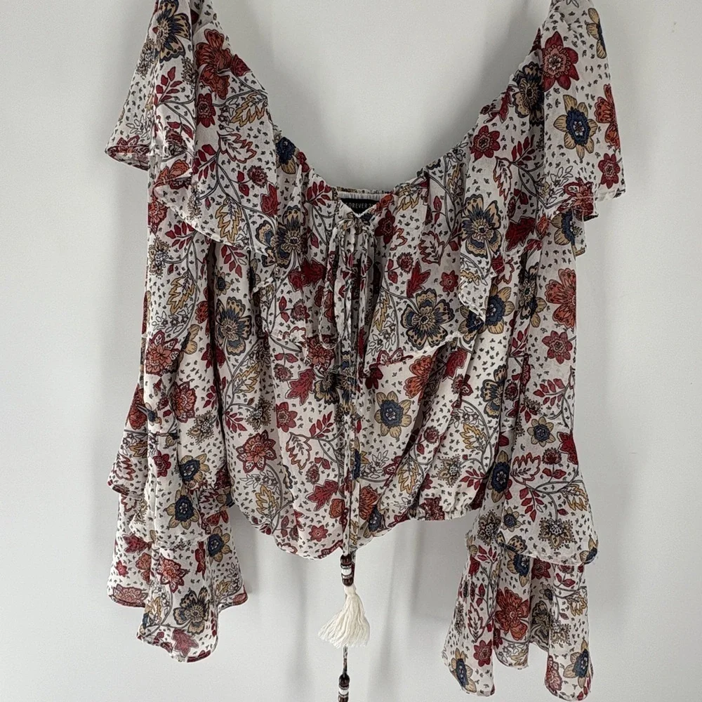 Floral Off-Shoulder Crop Blouse - Picture 2 of 10